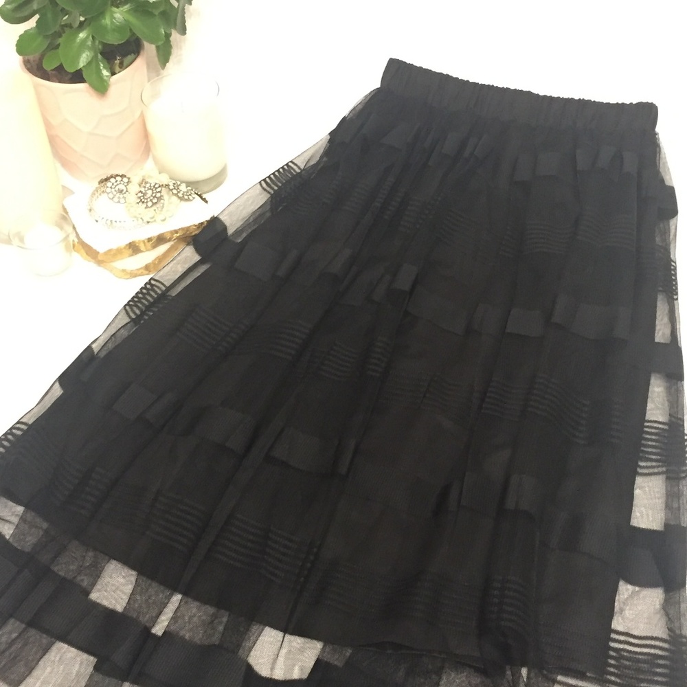 NWT! Black Stripe Skirt